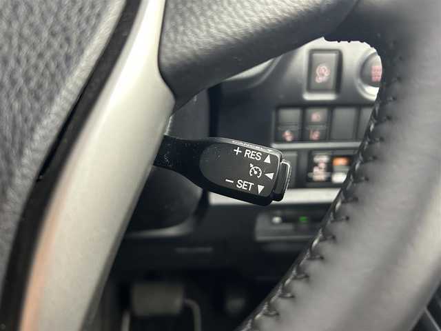 トヨタ ヴォクシー ZS 煌Ⅱ 愛知県 2020(令2)年 3万km ブラック トヨタセーフティ/純正10インチナビ/フルセグTV/CD/DVD/BTオーディオ/USB/バックカメラ/両側パワスラ/ビルトインETC/LEDヘッドライト/LEDフォグライト/純正フロアマット/純正16インチAW/MTモード付