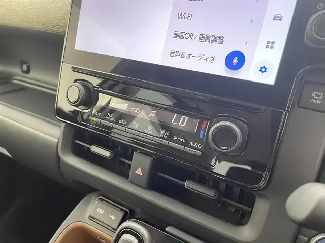 トヨタ シエンタ ハイブリッド Z 福井県 2023(令5)年 2万km ホワイトパールクリスタルシャイン 純正メモリナビ/（ＦＭ／ＡＭフルセグＴＶ／ＵＳＢ／ＢＴ）/トヨタセーフティセンス/アダプティブクルーズコントロール/レーンディパーチャーアラート/プリクラッシュセーフティ/ブラインドスポットモニター/クリアランスソナー/リアクロストラフィックアラート/パーキングサポートブレーキ/ロードサインアシスト/オートマチックハイビーム/先行車発進告知/両側パワースライドドア/ステアリングスイッチ/2列目サンシェード/全方位カメラ/ビルトインETC2.0/LEDヘッドライト/オートライト/電動格納ミラー/ウィンカーミラー/ドアミラーヒーター/純正ホイールキャップ装着/純正フロアマット/純正ドアバイザー/プッシュスタート/スマートキーメモリナビ