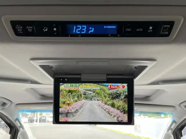 トヨタ アルファード S Cパッケージ 千葉県 2022(令4)年 3.2万km ホワイトパールクリスタルシャイン 純正ディスプレイオーディオ/(フルセグTV/AM/FM/BT/DVD/CD)/ナビキットあり/バックカメラ/衝突被害軽減システム/車線逸脱警報/クルーズコントロール/フリップダウンモニター/サンルーフ/レザーシート/両側パワースライドドア/横滑り防止装置/ビルトインETC/LEDヘッドライト/フォグランプ/オートライト/ウィンカーミラー/電動格納ミラー/純正18インチAW/シートヒーター/エアシート/シートリフター/ステアリングヒーター/プッシュスタート/スマートキー/フロアマット/ドアバイザー/スペアキー/取扱説明書/保証書