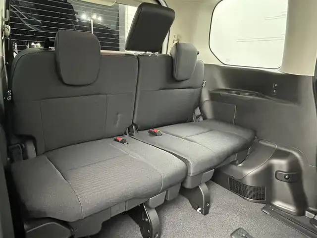 日産 セレナ e－パワー ハイウェイスター V 群馬県 2025(令7)年 0.1千km プリズムホワイト 登録済未使用車　純正１２．３インチナビ　全方位カメラ　後席モニター　両側パワスラ　追従クルコン　ワイヤレス充電　ＬＥＤヘッドライト　踏み間違い衝突防止　車線逸脱防止　純正ＡＷ　前後ドラレコ　ＥＴＣ