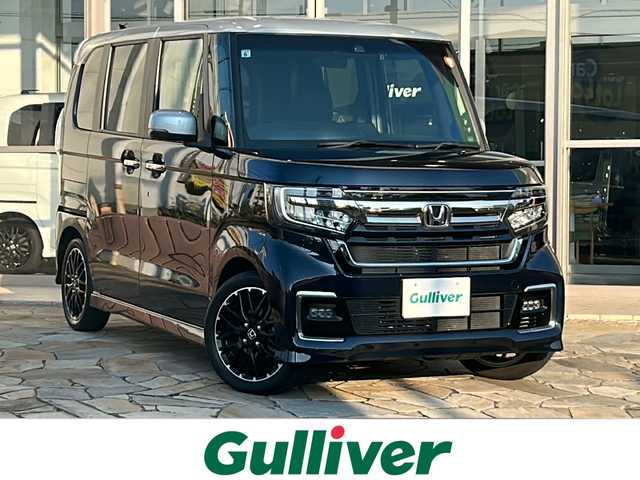 ホンダ Ｎ ＢＯＸ カスタム L ターボ 静岡県 2021(令3)年 2.6万km ミッドナイトブルービームM 純正8インチナビ/・DVD/CD/・FM/AM/・フルセグTV/・Bluetooth/・SD/Music Rack/主要装備/・パドルシフト/・バックカメラ/・両側パワースライドドア/・ＬＥＤヘッドライト/・前後純正ドライブレコーダー/・ビルトインＥＴＣ２．０/・コーナーセンサー/・ホンダセンシング/・レーダークルコン/・運転席+助手席シートヒーター/・オートハイビーム/・コーディネートスタイル/・フルプライムスムースシート/・サイドカーテンエアバッグ