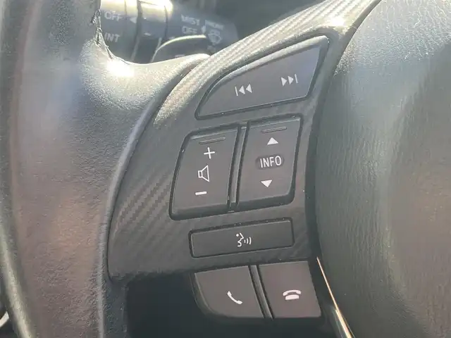 マツダ ＣＸ－３ XD ツーリング Lパッケージ 秋田県 2015(平27)年 9.5万km クリスタルホワイトパールマイカ ４WD/ターボ/衝突軽減システム/LEDヘッドライト/純正SDナビ/フルセグ/バックカメラ/マツダ純正18インチアルミ（夏タイヤ装着）/スマートキー/純正エンジンスターター/アイドリングストップ/プッシュスタート/クルーズコントロール追従走行有/レーンキープアシスト/オートマチックハイビーム/AFS（アダプティブ・フロントライティング・システム）/MTモード付AT/ステアリングスイッチ/パドルシフト/ブラインドスポットモニター/前席シートヒーター/ETC/純正フロアマット/純正ドアバイザー/オートライト/オートエアコン/パワーステアリング/パワーウィンドウ/横滑り防止/盗難防止装置/寒冷地仕様/電動格納ウィンカーミラー/キーレスエントリー/保証書/取扱説明書/記録簿/スペアキー1本有