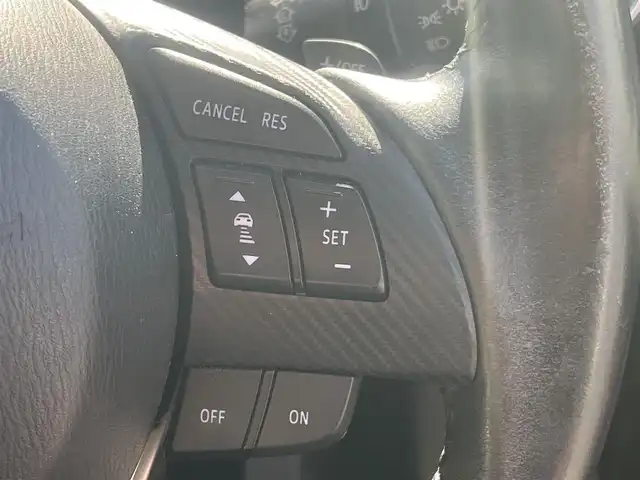 マツダ ＣＸ－３ XD ツーリング Lパッケージ 秋田県 2015(平27)年 9.5万km クリスタルホワイトパールマイカ ４WD/ターボ/衝突軽減システム/LEDヘッドライト/純正SDナビ/フルセグ/バックカメラ/マツダ純正18インチアルミ（夏タイヤ装着）/スマートキー/純正エンジンスターター/アイドリングストップ/プッシュスタート/クルーズコントロール追従走行有/レーンキープアシスト/オートマチックハイビーム/AFS（アダプティブ・フロントライティング・システム）/MTモード付AT/ステアリングスイッチ/パドルシフト/ブラインドスポットモニター/前席シートヒーター/ETC/純正フロアマット/純正ドアバイザー/オートライト/オートエアコン/パワーステアリング/パワーウィンドウ/横滑り防止/盗難防止装置/寒冷地仕様/電動格納ウィンカーミラー/キーレスエントリー/保証書/取扱説明書/記録簿/スペアキー1本有
