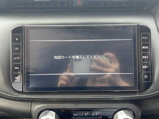 日産 キックス X 沖縄県 2020(令2)年 6.9万km ブリリアントホワイトパール 純正ナビ・TV・Bluetooth・CD・DVD/全方位カメラ/ETC/衝突軽減システム/プロパイロット/オートライト/デジタルインナーミラー/ステアリングスイッチ/LEDヘッドライト