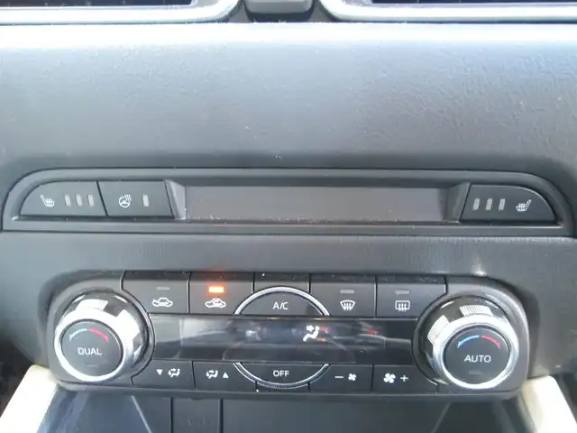 マツダ ＣＸ－５ XD Lパッケージ 千葉県 2017(平29)年 5.5万km ソウルレッドクリスタルM 4WD/サンルーフ/白革シート/純正マツダコネクトナビ/純正BOSEスピーカーサウンドシステム/【CD/DVD/BT/USB/AUX/フルセグTV】/ヘッドアップディスプレイ/ステアリングリモコン/ヒーター/バックカメラ/左サイドカメラ/純正ドライブレコーダー(前のみ)/純正ETC2.0/パワーバックドア/前席パワーシート/全席シートヒーター/フロント、リアコーナーセンサー/電動パーキングブレーキ/オートブレーキホールド/ＬＥＤヘッドライト/LEDフォグ/レーダークルーズコントロール/純正トノカバー/スペアキー(板キーのみ)/新車保証書/取扱説明書