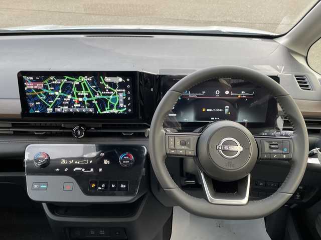 日産 セレナ e－パワー ハイウェイスター V 石川県 2025(令7)年 0.1千km パール 登録済未使用車　純正１２．３型ナビ　フルセグＴＶ　全方位カメラ　両側パワースライド　ＬＥＤヘッドライト　ＥＴＣ２．０　デジタルミラー　ブラインドスポット　フリップダウンモニター　プロパイロット　置くだけ充電　保証書　ドラレコ