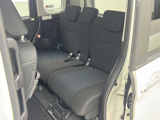 トヨタ ルーミー カスタムG－T 大阪府 2022(令4)年 1.3万km パールホワイトⅢ 純正9型ナビ/・フルセグTV/・BT AUDIO/全方位カメラ/両側パワースライドドア/ETC/ドライブレコーダー/衝突被害軽減システム/レーンキープアシスト/コーナーセンサー前後/クルーズコントロール追従/シートバックテーブル/サンシェード/シートヒーター/LEDヘッドライト/純正15インチAW/純正フロアマット/スマートキー