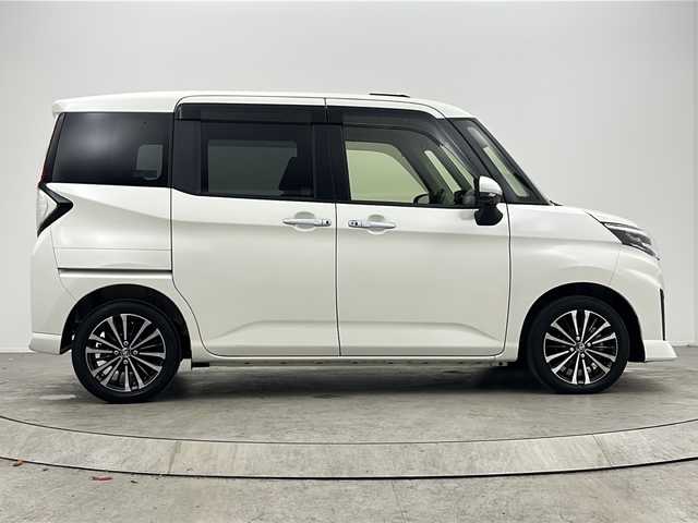 トヨタ ルーミー カスタムG－T 大阪府 2022(令4)年 1.3万km パールホワイトⅢ 純正9型ナビ/・フルセグTV/・BT AUDIO/全方位カメラ/両側パワースライドドア/ETC/ドライブレコーダー/衝突被害軽減システム/レーンキープアシスト/コーナーセンサー前後/クルーズコントロール追従/シートバックテーブル/サンシェード/シートヒーター/LEDヘッドライト/純正15インチAW/純正フロアマット/スマートキー