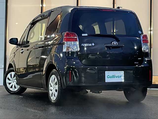 トヨタ スペイド Y 山形県 2017(平29)年 10.3万km スパイシーカーキパールクリスタルシャイン ４WD/社外ナビ/（AM/FM/TV/CD/DVD）/nanoe/電動格納ミラー/ドアバイザー/片側パワースライドドア/ETC/エンジンスターター/社外AW/純正フロアマット