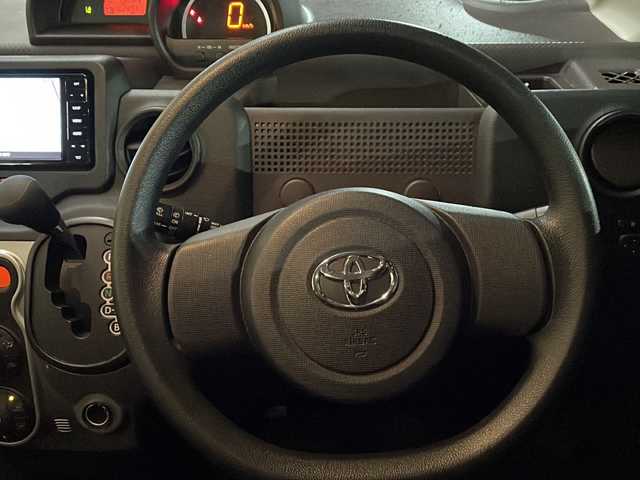 トヨタ スペイド Y 山形県 2017(平29)年 10.3万km スパイシーカーキパールクリスタルシャイン ４WD/社外ナビ/（AM/FM/TV/CD/DVD）/nanoe/電動格納ミラー/ドアバイザー/片側パワースライドドア/ETC/エンジンスターター/社外AW/純正フロアマット