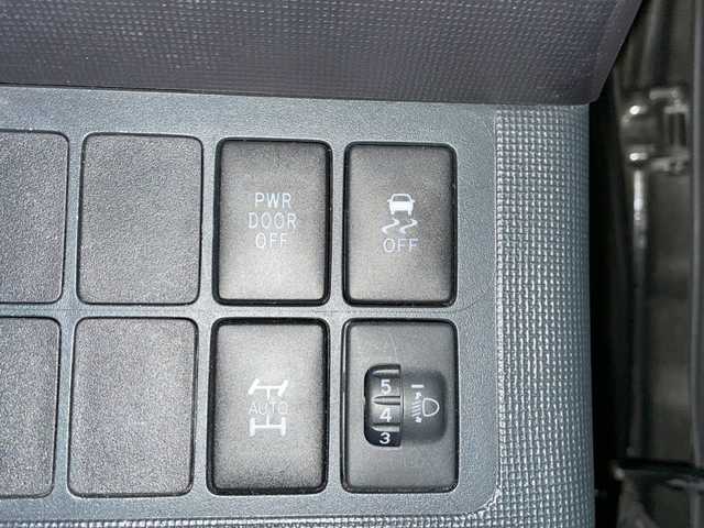 トヨタ スペイド Y 山形県 2017(平29)年 10.3万km スパイシーカーキパールクリスタルシャイン ４WD/社外ナビ/（AM/FM/TV/CD/DVD）/nanoe/電動格納ミラー/ドアバイザー/片側パワースライドドア/ETC/エンジンスターター/社外AW/純正フロアマット