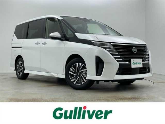 日産 セレナ e－パワー ハイウェイスター V 岡山県 2024(令6)年 0.1万km未満 プリズムホワイト 登録済未使用車 純正１２．３インチナビ　プロパイロット　衝突軽減ブレーキ　両側パワースライドドア　アラウンドビューモニター　ビルトインＥＴＣ２．０　ドライブレコーダー　置くだけ充電　ＬＥＤライト