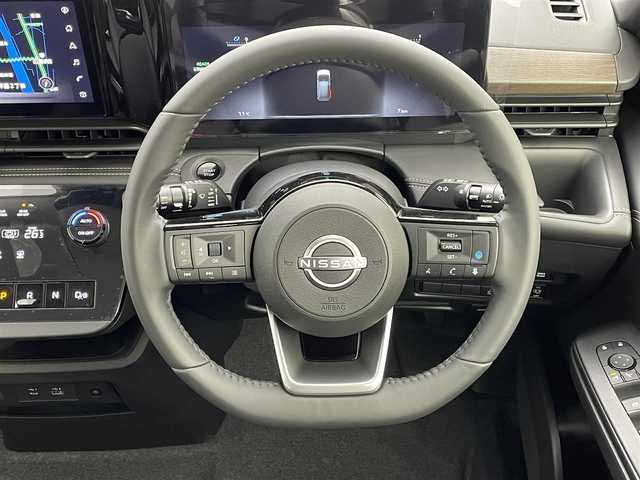日産 セレナ e－パワー ハイウェイスター V 岡山県 2024(令6)年 0.1万km未満 プリズムホワイト 登録済未使用車 純正１２．３インチナビ　プロパイロット　衝突軽減ブレーキ　両側パワースライドドア　アラウンドビューモニター　ビルトインＥＴＣ２．０　ドライブレコーダー　置くだけ充電　ＬＥＤライト