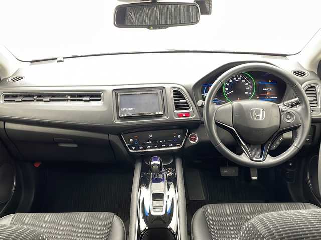 ホンダ ヴェゼル ハイブリッド Z 千葉県 2014(平26)年 3.7万km モルフォブルーP 禁煙車/社外7インチナビ/フルセグTV AM FM CD DVD BT SD/クルーズコントロール/衝突被害軽減ブレーキ/シートヒーター/ブレイクホールド/パドルシフト/LEDヘッドライト/プッシュスタート/スマートキー/前方ドライブレコーダー