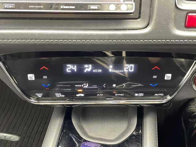 ホンダ ヴェゼル ハイブリッド Z 千葉県 2014(平26)年 3.7万km モルフォブルーP 禁煙車/社外7インチナビ/フルセグTV AM FM CD DVD BT SD/クルーズコントロール/衝突被害軽減ブレーキ/シートヒーター/ブレイクホールド/パドルシフト/LEDヘッドライト/プッシュスタート/スマートキー/前方ドライブレコーダー