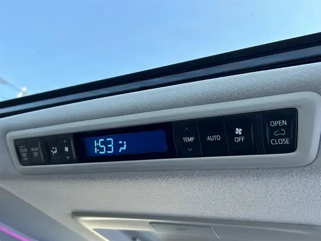 トヨタ アルファード S Cパッケージ 佐賀県 2020(令2)年 4.2万km ホワイトパールクリスタルシャイン ムーンルーフ/黒レザーシート/純正9型SDナビ・フルセグTV/・CD/DVD/Bluetooth/SD/USB/バックカメラ/純正フリップダウンモニター /両側パワースライドドア/デジタルインナーミラー/前後ドライブレコーダー/ビルトインETC/AUTO　HOLD/D席メモリシート/前席パワーシート/オットマン（助手席＋2列目）/革巻きステアリング/ステアリングリモコン/ステアリングヒーター/レーダークルーズコントロール/LEDヘッドライト/アダプティブハイビーム/純正フォグライト/純正18インチアルミホイール/スペアキー1本
