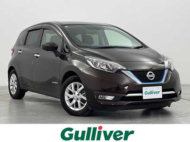 日産 ノート e－パワー メダリスト 群馬県 2017(平29)年 1.7万km インペリアルアンバーP 純正ナビ　全周囲カメラ　デジタルインナーミラー　ハーフレザーシート　衝突被害軽減ブレーキ　レザーステアリング　ドライブレコーダー　ＥＴＣ　ＬＥＤヘッドライト　フォグ　レーンキープアシスト　禁煙車