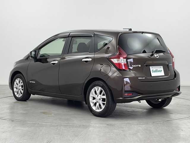 日産 ノート e－パワー メダリスト 群馬県 2017(平29)年 1.7万km インペリアルアンバーP 純正ナビ　全周囲カメラ　デジタルインナーミラー　ハーフレザーシート　衝突被害軽減ブレーキ　レザーステアリング　ドライブレコーダー　ＥＴＣ　ＬＥＤヘッドライト　フォグ　レーンキープアシスト　禁煙車