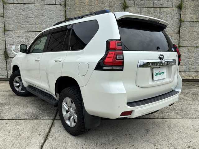 トヨタ ランドクルーザー プラド TX 長崎県 2018(平30)年 6万km ホワイトパールクリスタルシャイン ワンオーナー/純正9インチナビ/(CD/DVD/BT/フルセグ)/バックカメラ/衝突軽減ブレーキ/レーンアシスト/コーナーセンサー/レーダークルーズ/ETC/オートライト/フォグランプ/ドライブレコーダー/ルーフレール
