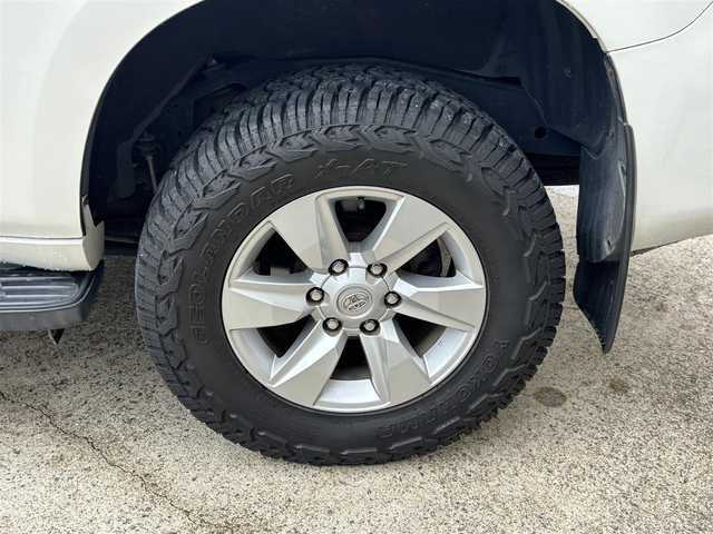 トヨタ ランドクルーザー プラド TX 長崎県 2018(平30)年 6万km ホワイトパールクリスタルシャイン ワンオーナー/純正9インチナビ/(CD/DVD/BT/フルセグ)/バックカメラ/衝突軽減ブレーキ/レーンアシスト/コーナーセンサー/レーダークルーズ/ETC/オートライト/フォグランプ/ドライブレコーダー/ルーフレール
