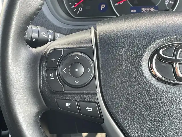 トヨタ ヴォクシー ZS 煌Ⅲ 道央・札幌 2021(令3)年 3.3万km ホワイトパールクリスタルシャイン ・４WD/・ワンオーナー/・衝突軽減ブレーキ/・寒冷地仕様/・純正ナビ/　CD＆DVD＆BT＆TV/・バックカメラ/・両側パワースライドドア/・ハーフレザーシート/・コーナーセンサー/・レーンキープアシスト/・クルーズコントロール/・アイドリングストップ/・フリップダウンモニター/・純正エンジンスターター/・前後ドライブレコーダー/・プッシュスタート/・スマートキー/・ビルトインETC/・MT付きAT/・オートエアコン/・オートライト/・オートリトラミラー/・オートハイビーム/・純正フロアマット/・ドアバイザー/・ウィンカーミラー/・フォグライト/・LEDヘッドライト/・スペアキー