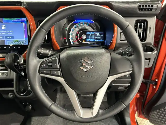 スズキ ハスラー HYBRID X 愛知県 2020(令2)年 5.5万km バーミリオンオレンジ/ガンメタリック2トーン ２トーンカラー　/純正９インチナビ　/(Bluetooth/フルセグTV/CarPlay/CD・DVD再生/FM/AM/USB)/アラウンドビューモニター　/デュアルカメラブレーキサポート　/シートヒーター　/ＬＥＤヘッドライト　/パーキングセンサー　/レーンキープアシスト　/アイドリングストップ/横滑り防止/ステアリングスイッチ/プッシュスタート/　　-スマートキー/USB接続
