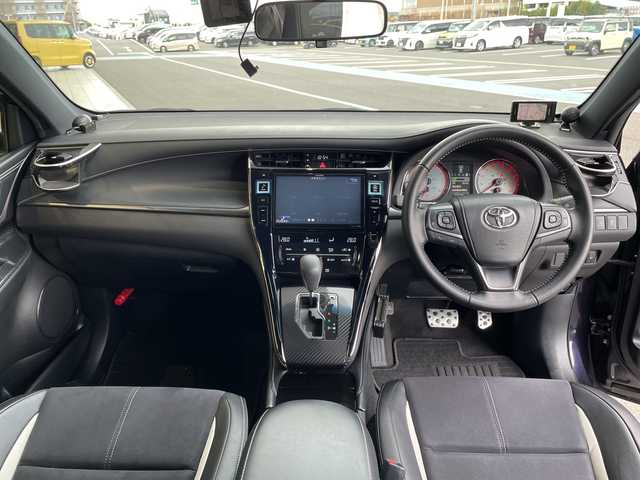 トヨタ ハリアー エレガンス G’s 愛知県 2015(平27)年 4.1万km スパークリングブラックパールクリスタルシャイン ・アルパイン9インチナビ/Bluetooth/CD/DVD/TV/・バックカメラ/・ビルドインETC/・前方ドライブレコーダー/・寒冷地仕様/・ステアリングスイッチ/・横滑り防止装置/・盗難防止装置/・ハーフレザーシート/・パワーシート（D席）/・LEDオートライト/・フォグランプ/・社外20インチアルミホイール/・社外フロアマット/・MTモード付AT/・社外テールランプ/・アルパインツィーター/・プッシュスタートボタン/・スマートキー/・W＋サイドエアバッグ/・カーテンエアバッグ