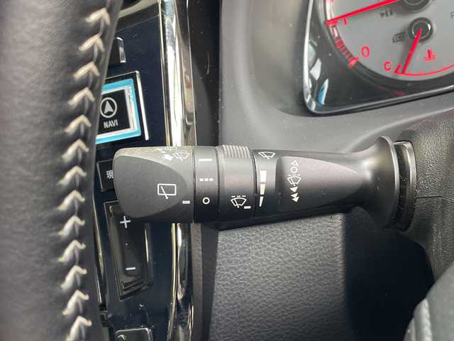 トヨタ ハリアー エレガンス G’s 愛知県 2015(平27)年 4.1万km スパークリングブラックパールクリスタルシャイン ・アルパイン9インチナビ/Bluetooth/CD/DVD/TV/・バックカメラ/・ビルドインETC/・前方ドライブレコーダー/・寒冷地仕様/・ステアリングスイッチ/・横滑り防止装置/・盗難防止装置/・ハーフレザーシート/・パワーシート（D席）/・LEDオートライト/・フォグランプ/・社外20インチアルミホイール/・社外フロアマット/・MTモード付AT/・社外テールランプ/・アルパインツィーター/・プッシュスタートボタン/・スマートキー/・W＋サイドエアバッグ/・カーテンエアバッグ