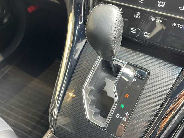 トヨタ ハリアー エレガンス G’s 愛知県 2015(平27)年 4.1万km スパークリングブラックパールクリスタルシャイン ・アルパイン9インチナビ/Bluetooth/CD/DVD/TV/・バックカメラ/・ビルドインETC/・前方ドライブレコーダー/・寒冷地仕様/・ステアリングスイッチ/・横滑り防止装置/・盗難防止装置/・ハーフレザーシート/・パワーシート（D席）/・LEDオートライト/・フォグランプ/・社外20インチアルミホイール/・社外フロアマット/・MTモード付AT/・社外テールランプ/・アルパインツィーター/・プッシュスタートボタン/・スマートキー/・W＋サイドエアバッグ/・カーテンエアバッグ