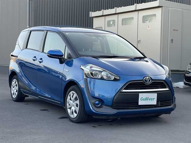 トヨタ シエンタ ハイブリッド G 神奈川県 2015(平27)年 6.7万km コバルトブルーメタリック 両側パワースライドドア/純正ナビ/CD/DVD/Bluetooth/フルセグテレビ/バックカメラ/プッシュスタート/ETC/トヨタセーフティセンス/衝突軽減ブレーキ/レーンキープアシスト/オートマチックハイビーム/純正ホイールキャップ/ステアリングスイッチ/スペアキー/フロアマット