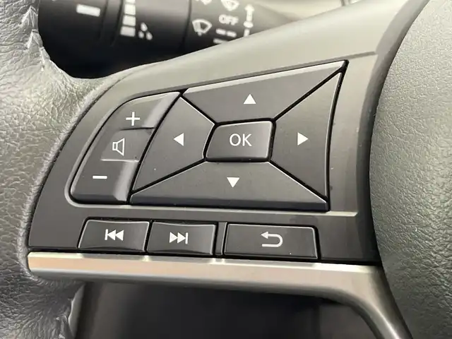 日産 セレナ ハイウェイスター V 栃木県 2020(令2)年 2.5万km ダイヤモンドブラック 純正10インチナビ/(Bluetooth/CD/DVD/フルセグTV/MSV)/全方位カメラ/プロパイロット/コーナーセンサー/ETC/ドラレコ/禁煙車/両側パワスラ/衝突軽減ブレーキ/後席モニター/オートライト/LEDヘッドライト/横滑り防止装置/フォグランプ/スマートキー/プッシュスタート/ステアリングスイッチ/革巻きステアリング/ウィンカーミラー/電動格納ミラー/純正16インチアルミホイール/純正フロアマット