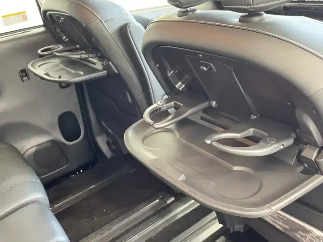 日産 セレナ ハイウェイスター V 栃木県 2020(令2)年 2.5万km ダイヤモンドブラック 純正10インチナビ/(Bluetooth/CD/DVD/フルセグTV/MSV)/全方位カメラ/プロパイロット/コーナーセンサー/ETC/ドラレコ/禁煙車/両側パワスラ/衝突軽減ブレーキ/後席モニター/オートライト/LEDヘッドライト/横滑り防止装置/フォグランプ/スマートキー/プッシュスタート/ステアリングスイッチ/革巻きステアリング/ウィンカーミラー/電動格納ミラー/純正16インチアルミホイール/純正フロアマット