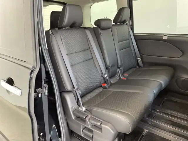 日産 セレナ ハイウェイスター V 栃木県 2020(令2)年 2.5万km ダイヤモンドブラック 純正10インチナビ/(Bluetooth/CD/DVD/フルセグTV/MSV)/全方位カメラ/プロパイロット/コーナーセンサー/ETC/ドラレコ/禁煙車/両側パワスラ/衝突軽減ブレーキ/後席モニター/オートライト/LEDヘッドライト/横滑り防止装置/フォグランプ/スマートキー/プッシュスタート/ステアリングスイッチ/革巻きステアリング/ウィンカーミラー/電動格納ミラー/純正16インチアルミホイール/純正フロアマット