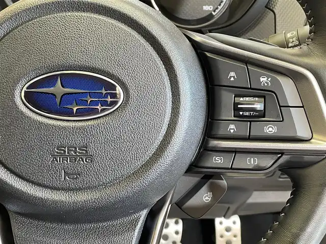 スバル フォレスター スポーツ 岩手県 2023(令5)年 2.5万km 緑Ｍ オータムグリーンメタリック（TAP）/ワンオーナー/４WD/1.8Lターボ/専用ダンパー・コイルスプリング/ルーフレール/アイサイト/プリクラッシュブレーキ/全車速追従機能付きクルーズコントロール/ツーリングアシスト/アクティブレーンキープ/エマージェンシーブレーキレーンキープアシスト/AT誤発進抑制制御/スバルリヤビークルディテクション/ドライバーモニタリングシステム/ステアリング連動ヘッドランプ/コーナーセンサー/アダプティブドライビングビーム/スマートリヤビューミラー/フロント・サイドビューモニター/パワーリヤゲート/パドルシフト/ウルトラスエード・本革コンビシート/パワーシート（前席）/シートヒーター（前席・後席左右）/ステアリングヒーター/カロッツェリアナビ/フルセグTV/ETC/純正18インチアルミホイール