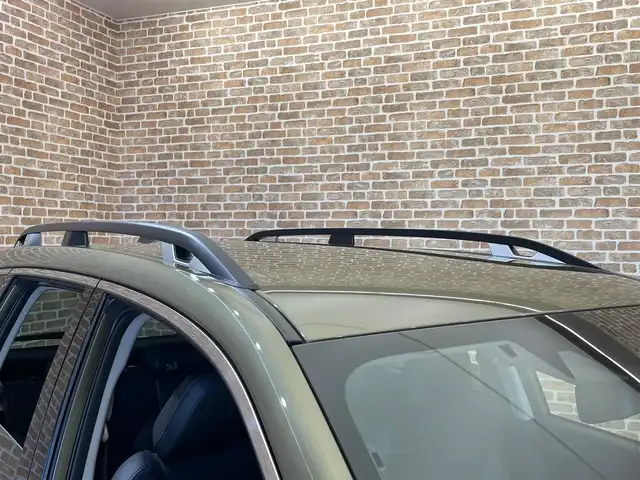 スバル フォレスター スポーツ 岩手県 2023(令5)年 2.5万km 緑Ｍ オータムグリーンメタリック（TAP）/ワンオーナー/４WD/1.8Lターボ/専用ダンパー・コイルスプリング/ルーフレール/アイサイト/プリクラッシュブレーキ/全車速追従機能付きクルーズコントロール/ツーリングアシスト/アクティブレーンキープ/エマージェンシーブレーキレーンキープアシスト/AT誤発進抑制制御/スバルリヤビークルディテクション/ドライバーモニタリングシステム/ステアリング連動ヘッドランプ/コーナーセンサー/アダプティブドライビングビーム/スマートリヤビューミラー/フロント・サイドビューモニター/パワーリヤゲート/パドルシフト/ウルトラスエード・本革コンビシート/パワーシート（前席）/シートヒーター（前席・後席左右）/ステアリングヒーター/カロッツェリアナビ/フルセグTV/ETC/純正18インチアルミホイール