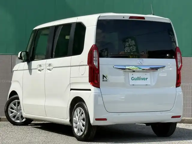 ホンダ Ｎ ＢＯＸ L 千葉県 2022(令4)年 0.9万km プラチナホワイトパール 社外SDナビ/(ワンセグTV/CD/Bluetooth)/レーダークルーズコントロール/バックカメラ/両側パワースライドドア/前後コーナーセンサー/純正LEDヘッドライト/レーンキープアシスト/横滑り防止装置/ETC/オートライト/スマートキー/衝突軽減ブレーキ/プッシュエンジンスタート