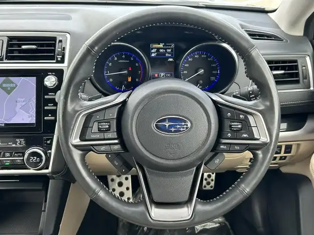 スバル アウトバック リミテッド 道南・函館 2019(令1)年 6.2万km ワイルドネスグリーンM /純正ナビ//フルセグTV//夏冬タイヤ//ドライブレコーダー//バックカメラ//寒冷地仕様//シートヒーター//パワーバックドア//ETC//ブラインドスポットモニター//クルーズコントロール//レーンキープアシスト