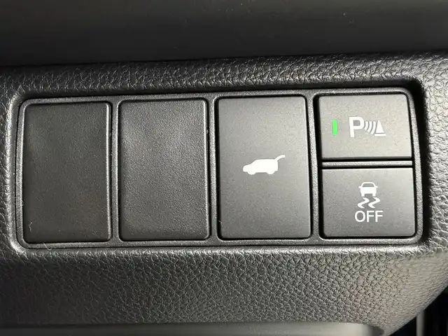 ホンダ ヴェゼル ハイブリッド e:HEV Z 愛知県 2025(令7)年 0.1千km 黒 登録済未使用車/登録時走行距離3km/純正ディスプレイオーディオ/フルセグTV/Bluetooth/USB/AppleCarPlay/AndroidAuto/バックカメラ/ホンダセンシング/衝突軽減ブレーキ/レーンキープアシスト/アダプティブクルーズコントロール/前後コーナーセンサー/ブラインドスポットインフォメーション/先行車発進お知らせ機能/ハーフレザーシート/前席シートヒーター/本革ステアリング/ステアリングヒーター/電動リアゲート/ビルトインETC2.0/ワイヤレス充電/オートブレーキホールド/ステリングスイッチ/スマートキー/スペアキー