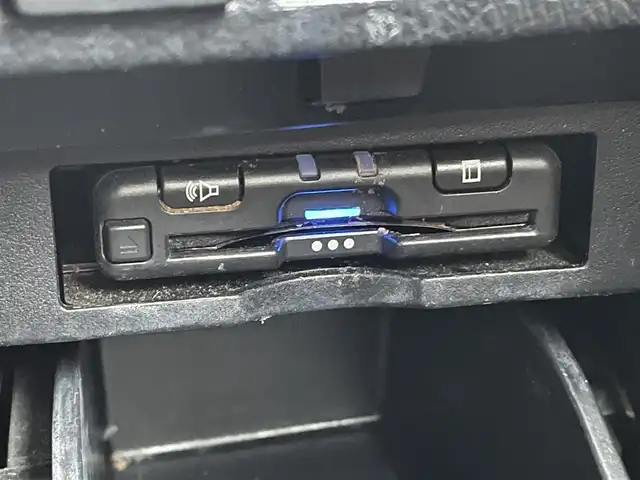 トヨタ アルファード X 山形県 2022(令4)年 7.8万km ホワイトパールクリスタルシャイン トヨタセーフティセンス/衝突軽減システム/純正ディスプレイオーディオ/　【フルセグ　BT　USB　Miracast　AM・FM】/バックカメラ/両側パワースライドドア/レーダークルーズコントロール/19インチアルミホイール/LEDオートヘッドライト/オートマチックハイビーム/レーンキープアシスト/コーナーセンサー/電動格納ウィンカーミラー/プッシュスタート/カーテンエアバッグ/フロアマット/ドアバイザー/ETC