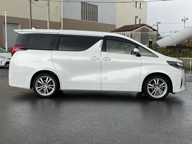 トヨタ アルファード X 山形県 2022(令4)年 7.8万km ホワイトパールクリスタルシャイン トヨタセーフティセンス/衝突軽減システム/純正ディスプレイオーディオ/　【フルセグ　BT　USB　Miracast　AM・FM】/バックカメラ/両側パワースライドドア/レーダークルーズコントロール/19インチアルミホイール/LEDオートヘッドライト/オートマチックハイビーム/レーンキープアシスト/コーナーセンサー/電動格納ウィンカーミラー/プッシュスタート/カーテンエアバッグ/フロアマット/ドアバイザー/ETC