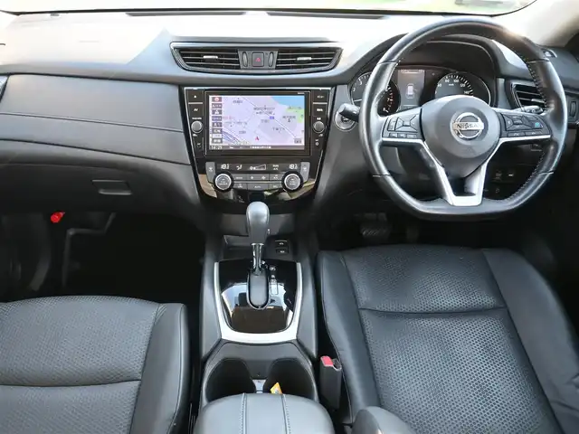 日産 エクストレイル 20Xi 千葉県 2019(令1)年 5.7万km チタニウムカーキ エマージェンシーブレーキ/プロパイロット/インテリジェントクルーズコントロール/インテリジェントルームミラー/パワーバックドア/純正SDナビ/地デジTV/【DVD/CD再生機能　Bluetooth接続】/アラウンドビューモニター/ドライブレコーダー/ETC/LEDヘッドライト/フォグライト/ウインカーミラー/コーナーセンサー/純正18インチアルミホイル/インテリジェントキー