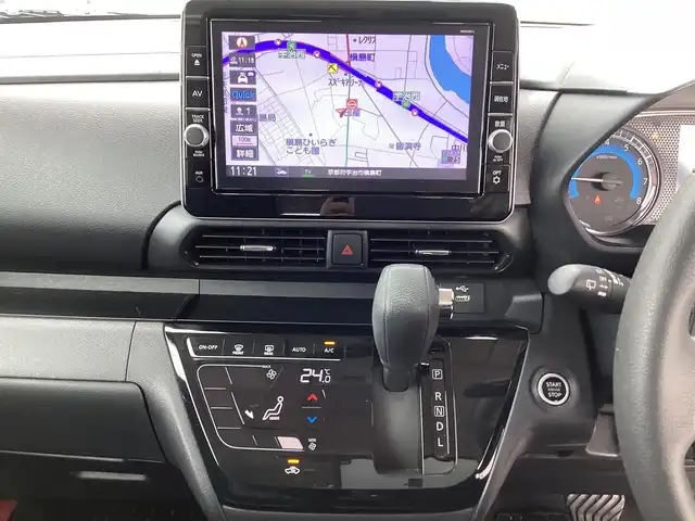 日産 ルークス ハイウェイスター Gターボ 京都府 2021(令3)年 1.4万km ホワイトパール  ワンオーナー/ エマージェンシーブレーキ/ 両側パワースライドドア/ 革調シートカバー/ プラズマクラスターリアファン/ シートバックテーブル×2/ リアロールサンシェイド/ USBソケット/ 純正9インチナビ　フルセグ/ アラウンドビューモニター/ CD DVD再生/ BTオーディオ/ SD REC/ ドライブレコーダー/ インテリキーレス　スペアあり/ エンジンプッシュスタート/ 保証書　取説　/ 登録時走行距離　13347キロ