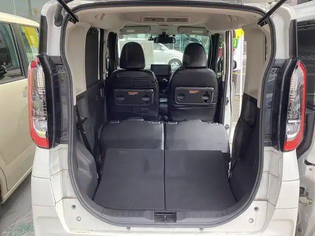 日産 ルークス ハイウェイスター Gターボ 京都府 2021(令3)年 1.4万km ホワイトパール  ワンオーナー/ エマージェンシーブレーキ/ 両側パワースライドドア/ 革調シートカバー/ プラズマクラスターリアファン/ シートバックテーブル×2/ リアロールサンシェイド/ USBソケット/ 純正9インチナビ　フルセグ/ アラウンドビューモニター/ CD DVD再生/ BTオーディオ/ SD REC/ ドライブレコーダー/ インテリキーレス　スペアあり/ エンジンプッシュスタート/ 保証書　取説　/ 登録時走行距離　13347キロ