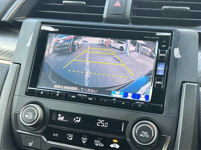 ホンダ シビック ハッチバック 広島県 2018(平30)年 5万km クリスタルブラックパール Honda SENSING/・衝突軽減ブレーキ〈CMBS〉/・渋滞追従機能付アダプティブ・クルーズ・コントロール/・LKAS〈車線維持支援システム〉/・路外逸脱抑制機能/・オートハイビーム/・標識認識機能/アジャイルハンドリングアシスト/純正ナビ（VXM-195VFi）/・フルセグ/CD/DVD/Bluetooth/SD/バックカメラ/革巻きステアリング/ステアリングスイッチ/パドルシフト/オートライト/シートヒーター/電動パーキングブレーキ/ブレーキホールド/スマートキー/プッシュスタート/ユピテルドライブレコーダー/ETC/ピアノブラック・フロントグリル/フロントスポイラー/純正１８インチアルミホイール/W+サイド+カーテンエアバック