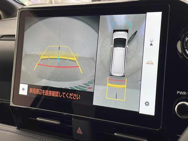 トヨタ ヴォクシー ハイブリッド S－Z 千葉県 2025(令7)年 0.1万km未満 ホワイトパールクリスタルシャイン 10.5インチディスプレイオーディオ【メーカーオプション】/(AM/FM/TV/Bluetooth/USB/CD/DVD/Miracast)/トヨタセーフティセンス/　レーンディパーチャーアラート/ブラインドスポットモニター/　プリクラッシュセーフティ/プロアクティブドライビングアシスト/　クリアランスソナー/リヤクロストラフィックアラート/　リヤカメラディテクション/パーキングサポートブレーキ/　安心降車アシスト/ヘッドアップディスプレイ/　ロードサインアシスト/アドバンストドライブ/　レーンチェンジアシスト/レーダークルーズコントロール/　フロントクロストラフィックアラート/全方位カメラ/デジタルインナーミラー/両側パワースライドドア/パーキングアシスト/純正ビルトインETC2.0/パワーバックドア/シートヒーター(前席＋2列目)/ステアリングヒーター/オットマン/100V充電/ステアリングスイッチ/電動パーキング/LEDヘッドライト/純正17インチアルミホイール/サンシェード/オートマチックハイビーム/ヘッドライトレベライザー/オートライト/電動格納ウィンカーミラー/横滑り防止装置/エアバッグ(W+サイド＋カーテン)/プッシュスタート
