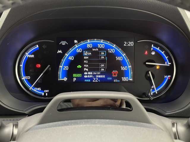 トヨタ ヴォクシー ハイブリッド S－Z 千葉県 2025(令7)年 0.1万km未満 ホワイトパールクリスタルシャイン 10.5インチディスプレイオーディオ【メーカーオプション】/(AM/FM/TV/Bluetooth/USB/CD/DVD/Miracast)/トヨタセーフティセンス/　レーンディパーチャーアラート/ブラインドスポットモニター/　プリクラッシュセーフティ/プロアクティブドライビングアシスト/　クリアランスソナー/リヤクロストラフィックアラート/　リヤカメラディテクション/パーキングサポートブレーキ/　安心降車アシスト/ヘッドアップディスプレイ/　ロードサインアシスト/アドバンストドライブ/　レーンチェンジアシスト/レーダークルーズコントロール/　フロントクロストラフィックアラート/全方位カメラ/デジタルインナーミラー/両側パワースライドドア/パーキングアシスト/純正ビルトインETC2.0/パワーバックドア/シートヒーター(前席＋2列目)/ステアリングヒーター/オットマン/100V充電/ステアリングスイッチ/電動パーキング/LEDヘッドライト/純正17インチアルミホイール/サンシェード/オートマチックハイビーム/ヘッドライトレベライザー/オートライト/電動格納ウィンカーミラー/横滑り防止装置/エアバッグ(W+サイド＋カーテン)/プッシュスタート