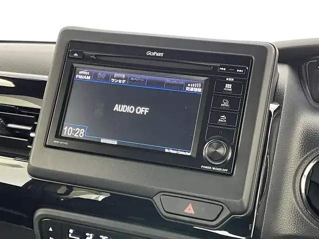 ホンダ Ｎ ＢＯＸ カスタム EX 埼玉県 2022(令4)年 1万km メテオロイドグレーメタリック ・ワンオーナー/・USBポート×３/・バックモニター/・クルーズシステム　追従有/・衝突被害軽減システム/・レーンキープアシスト/・コーナーセンサー　後ろのみ/・純正　ディスプレイオーディオ/　(AM/FM/CD/ワンセグ/USB/Bluetooth)/・ETC/・両側パワースライドドア/・ドライブレコーダー　前後/・エアバック　W+サイド/・純正　フロアマット/・純正　アルミホイール