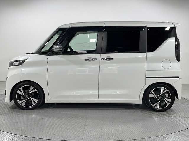 日産 ルークス HWS Gターボ プロパイロットED 広島県 2022(令4)年 1.7万km ホワイトパール プロパイロット/インテリジェントアラウンドビューモニター/純正9型ナビ(MM321D-L)/・Bluetooth/・フルセグテレビ/・CD/DVD/両側パワースライドドア/インテリジェントエマージェンシーブレーキ/車線逸脱警報/踏み間違い衝突防止アシスト/オートマチックハイビーム/LEDヘッドランプ/LEDフロントフォグランプ/電動パーキングブレーキ/オートブレーキホールド/革巻きステアリングホイール/ドライブレコーダー/ETC/スマートキー