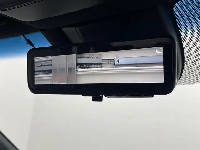 トヨタ クラウン ハイブリッド RS アドバンス 茨城県 2020(令2)年 3.2万km ホワイトパールクリスタルシャイン 純正ナビ/全方位カメラ/フルセグ/サンルーフ/デジタルインナーミラー/衝突被害軽減ブレーキ/車線逸脱抑制装置/レーダークルーズコントロール/オートマチックハイビーム/クリアランスソナー/BSM/ETC2.0/ドラレコ/HUD/シートヒーター/ベンチレーション/ステアリングヒーター/純正18インチAW/LEDヘッドライト/スマートキー