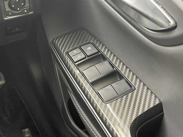 トヨタ クラウン ハイブリッド RS アドバンス 茨城県 2020(令2)年 3.2万km ホワイトパールクリスタルシャイン 純正ナビ/全方位カメラ/フルセグ/サンルーフ/デジタルインナーミラー/衝突被害軽減ブレーキ/車線逸脱抑制装置/レーダークルーズコントロール/オートマチックハイビーム/クリアランスソナー/BSM/ETC2.0/ドラレコ/HUD/シートヒーター/ベンチレーション/ステアリングヒーター/純正18インチAW/LEDヘッドライト/スマートキー